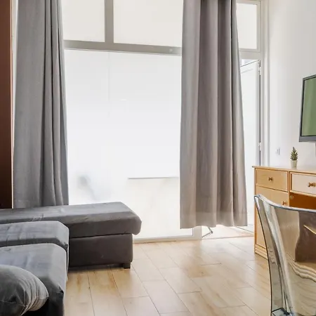 403 Vista Mar Con Balcon